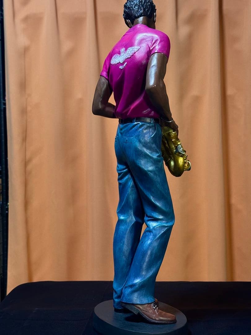 jazz サックスを奏でるフィギュア 【ビッグサイズ63cm】