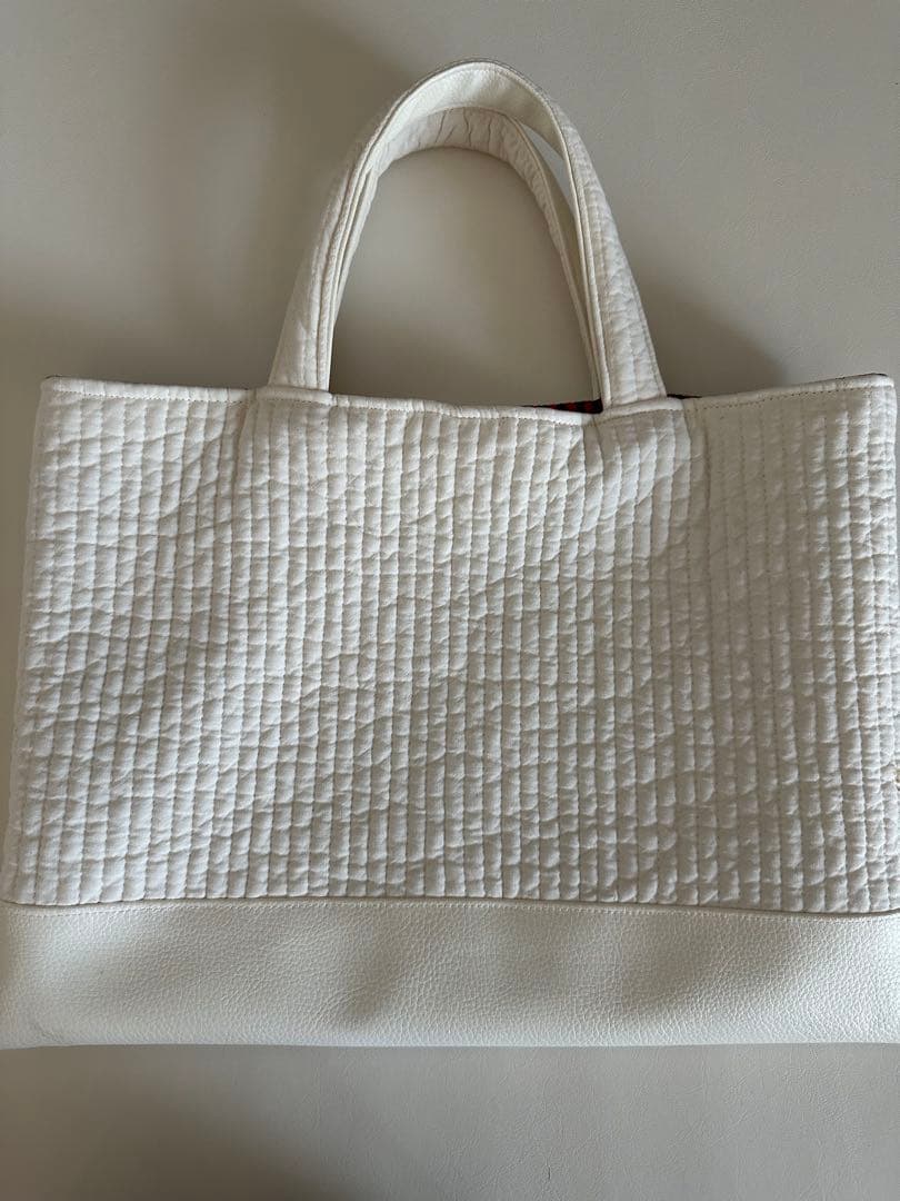 刺繍トートバッグ ファミリア系