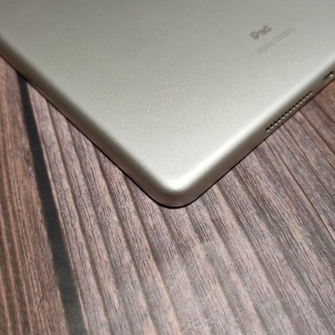 iPad 第7世代 32GB シルバー 美品
