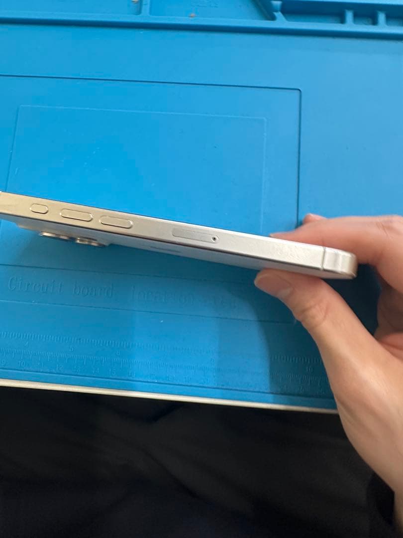 iPhone 15 Pro 256GB SIMフリー バッテリー89% 動作良好