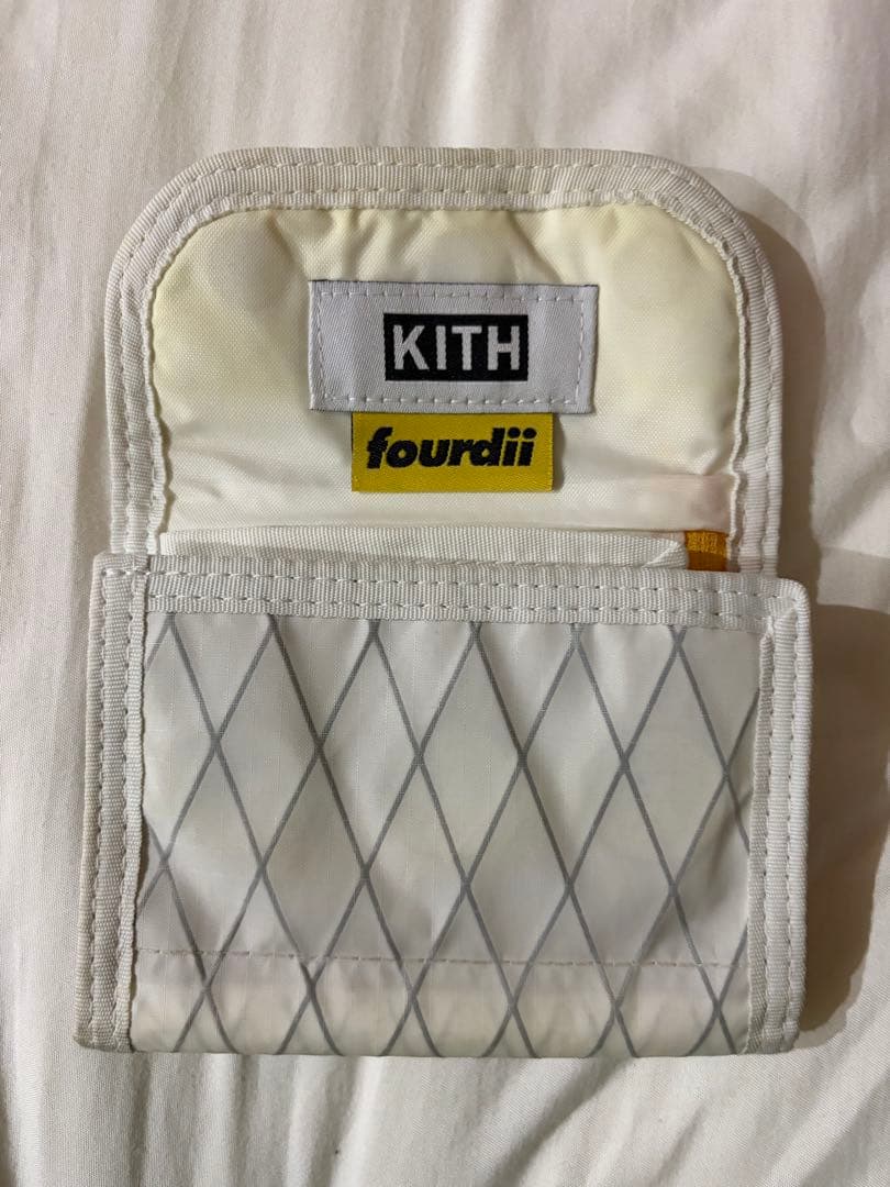 KITH fourdii ミニ財布 ホワイト