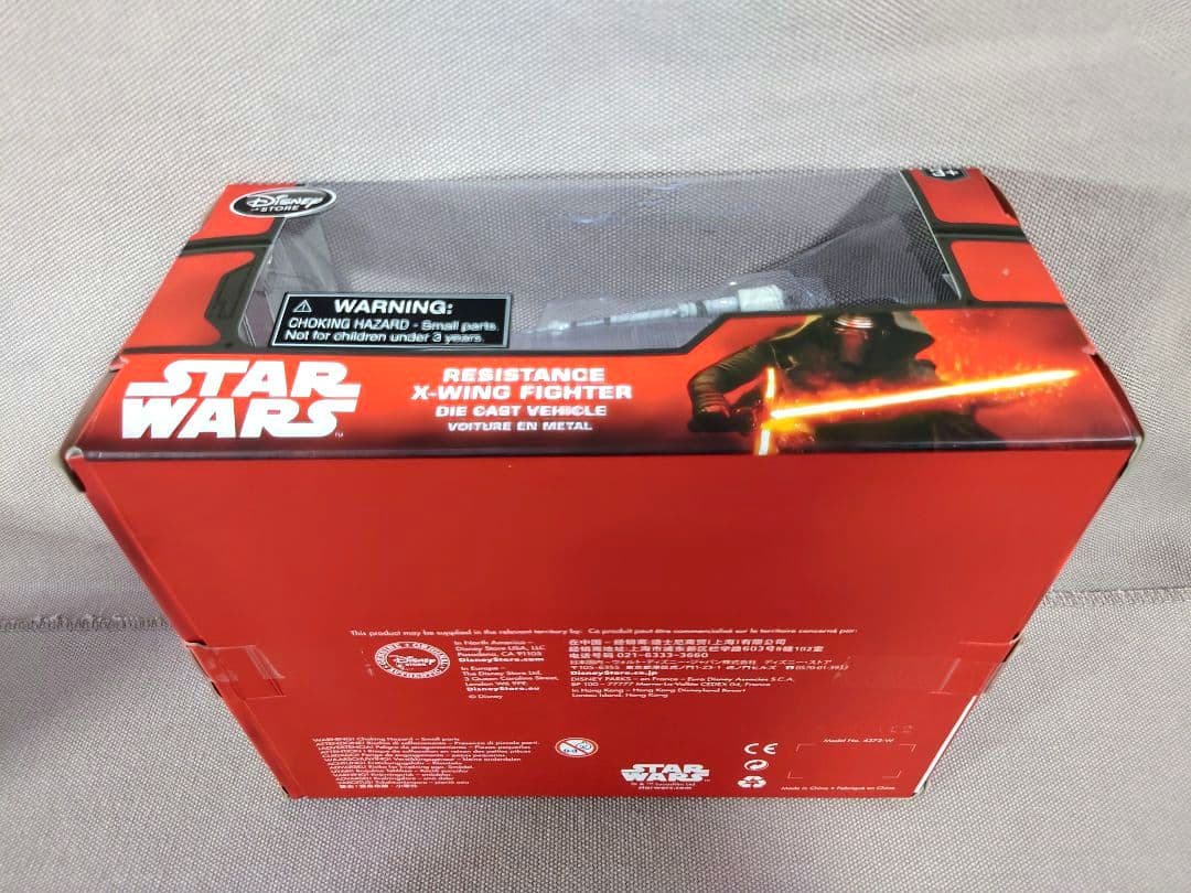 スターウォーズ　X-ウイング T-70　2種　ダイキャストビークル