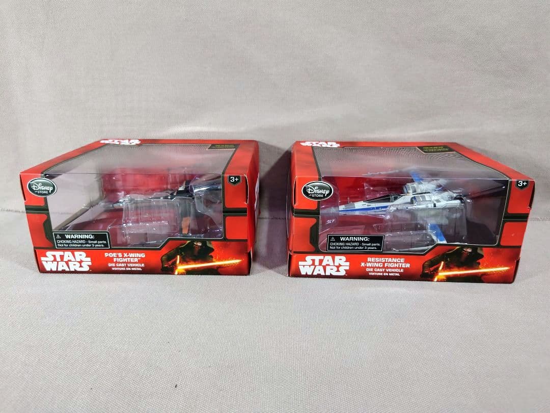 スターウォーズ　X-ウイング T-70　2種　ダイキャストビークル