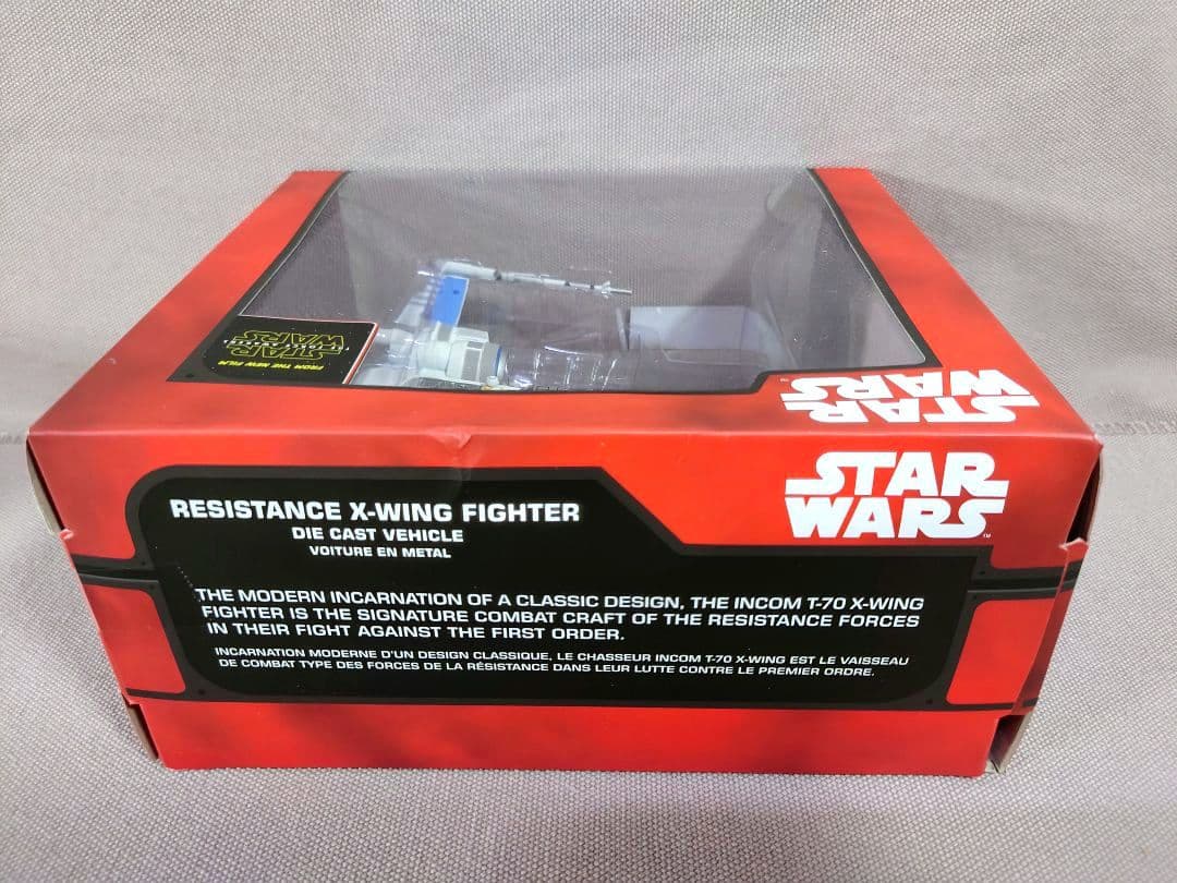スターウォーズ　X-ウイング T-70　2種　ダイキャストビークル