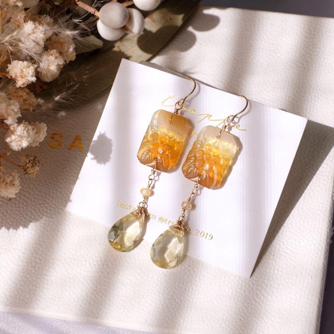 14kgfバイカラーイエローオニキスカービングピアス/イヤリング