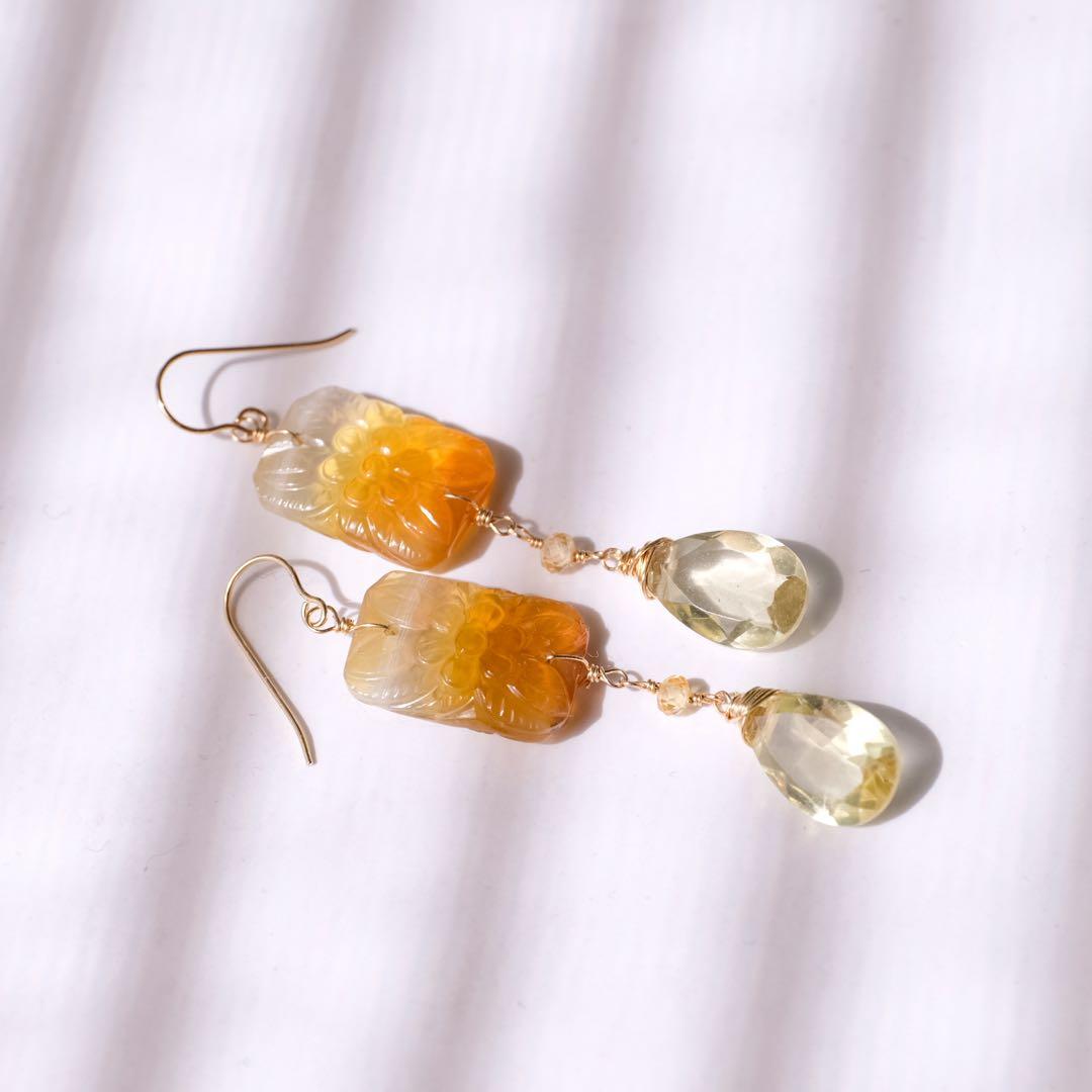 14kgfバイカラーイエローオニキスカービングピアス/イヤリング