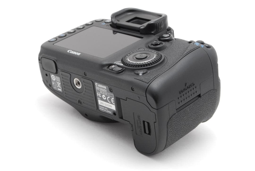 ショット数1410 美品 Canon EOS 7D + レンズ #198