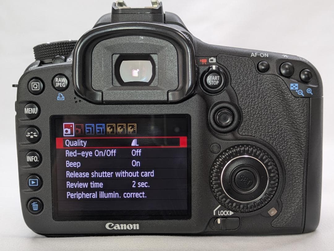 ショット数1410 美品 Canon EOS 7D + レンズ #198