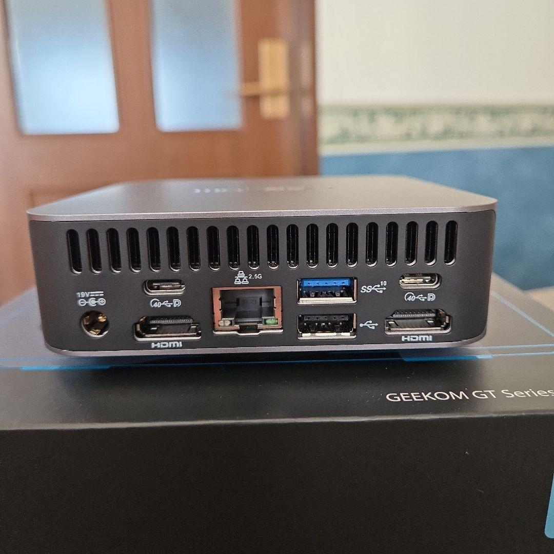 GEEKOM GT13 Pro （ 32GB RAM / 1TB SSD ）