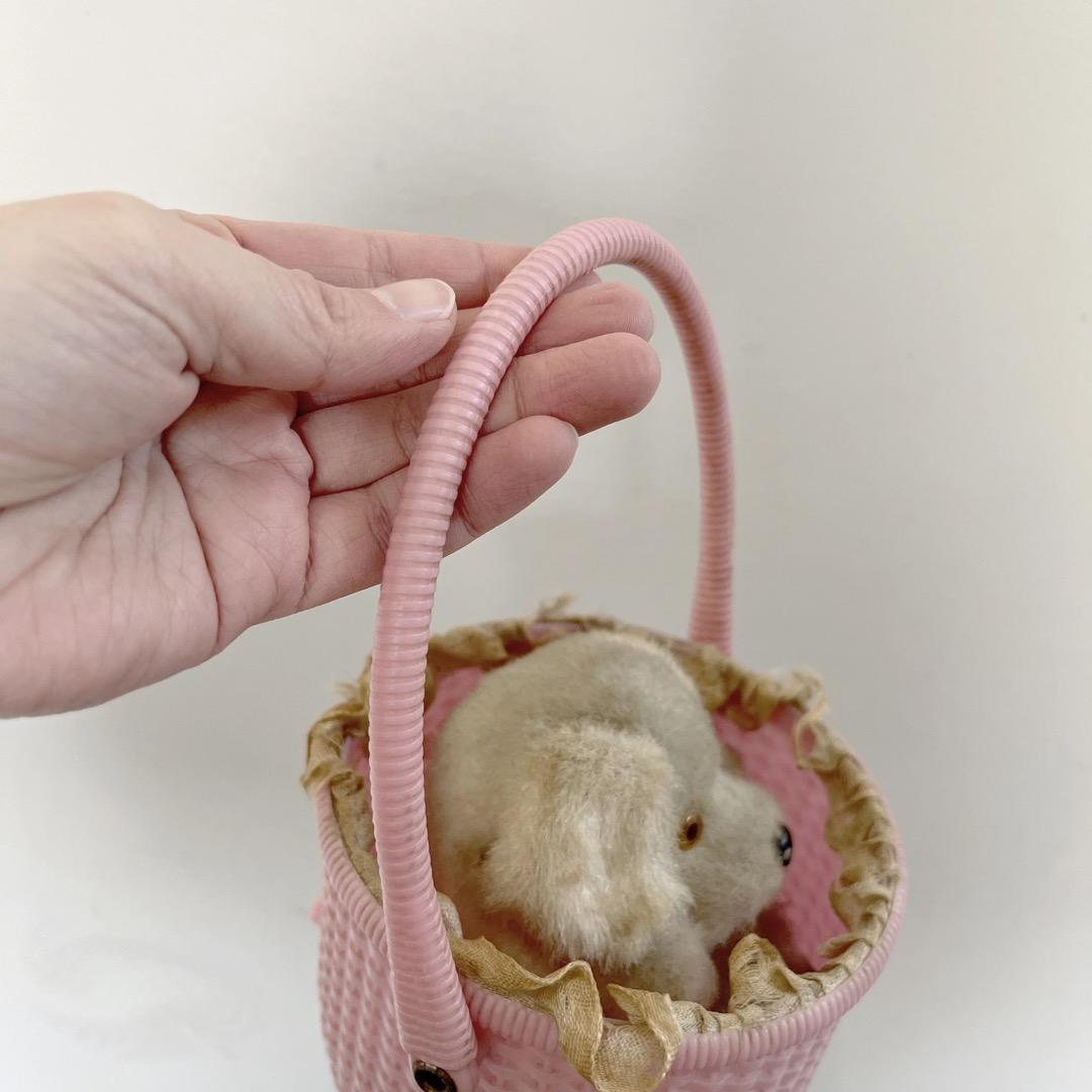 アンティーク　いぬ　犬　ぬいぐるみ　バスケット　ヨーロッパ　ヴィンテージ