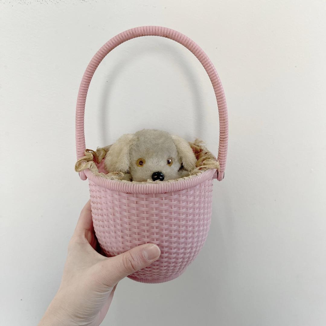 アンティーク　いぬ　犬　ぬいぐるみ　バスケット　ヨーロッパ　ヴィンテージ