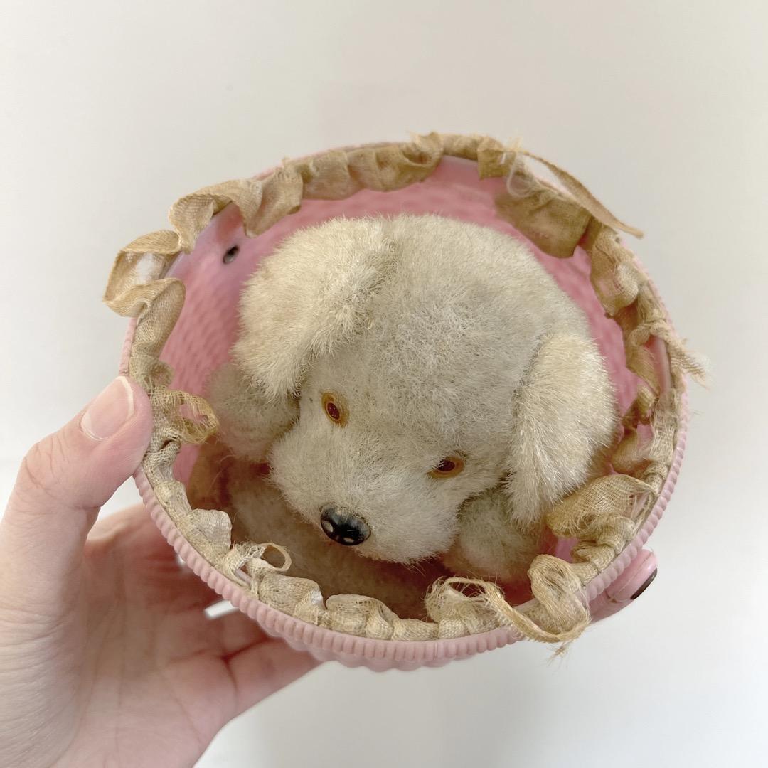 アンティーク　いぬ　犬　ぬいぐるみ　バスケット　ヨーロッパ　ヴィンテージ