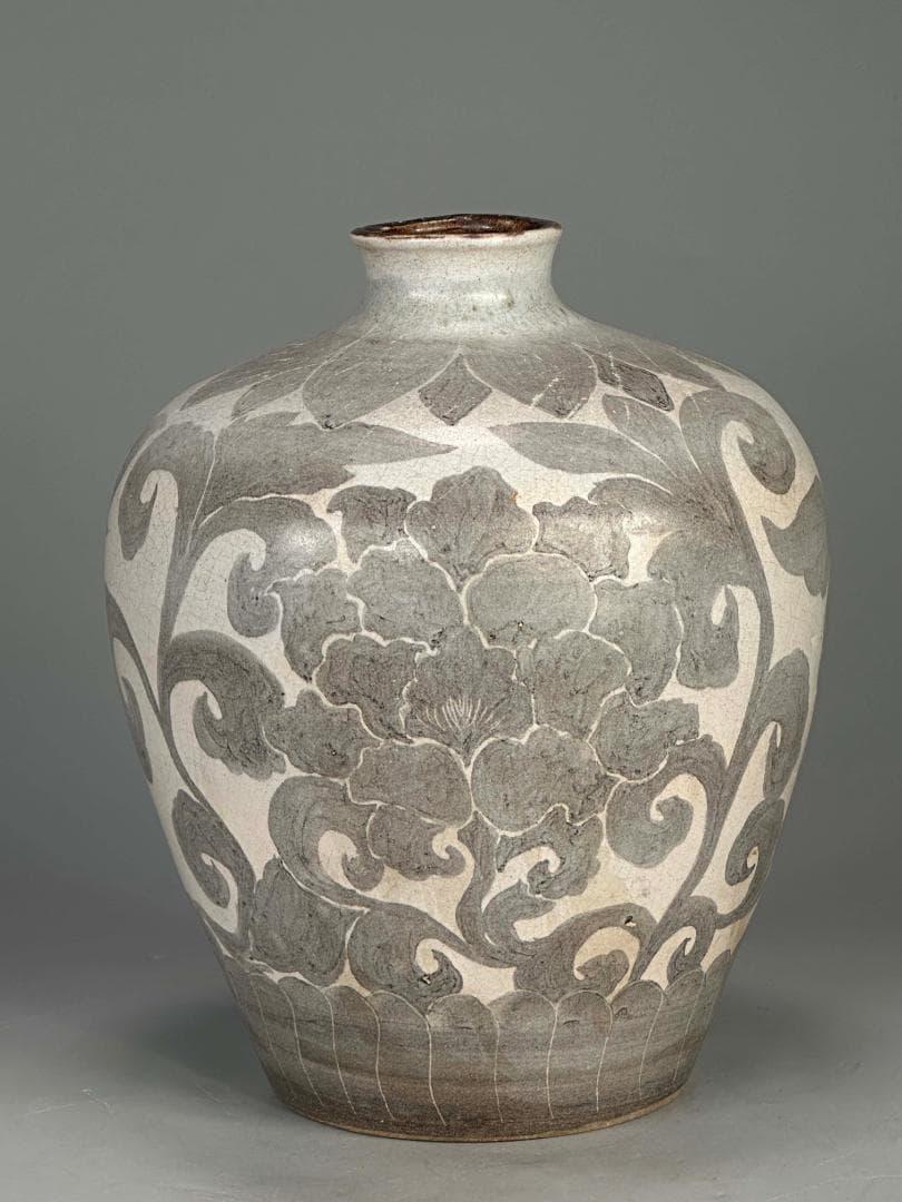 A3-2U中国美術　宋元時代　磁州窯　白磁　鉄絵花卉文壺　唐物　古物　旧家蔵出し
