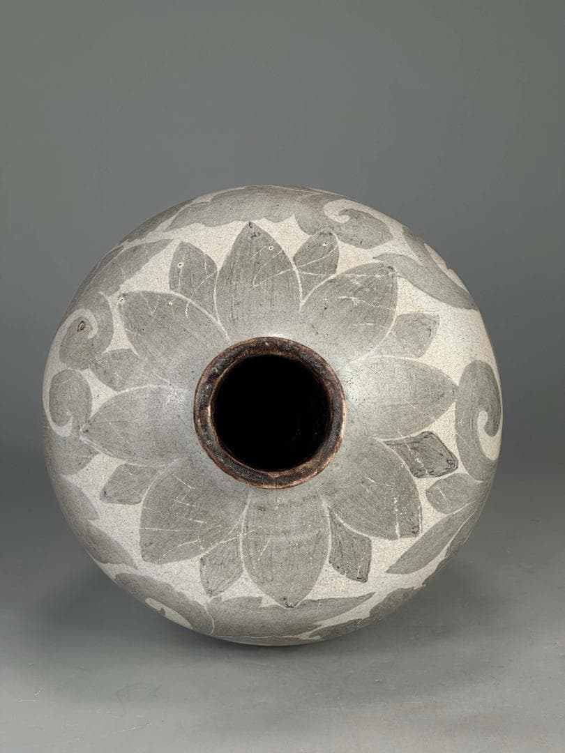 A3-2U中国美術　宋元時代　磁州窯　白磁　鉄絵花卉文壺　唐物　古物　旧家蔵出し