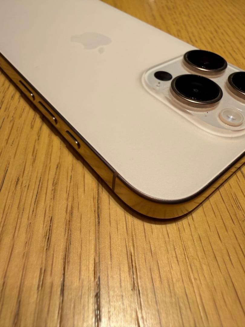 iPhone 16 Pro 128GB デザートチタニウム バッテリー96%