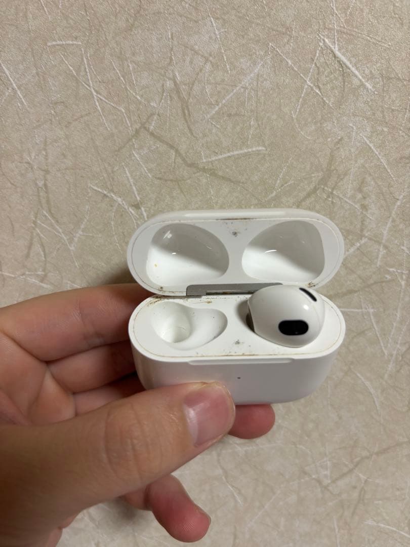 【値下げしました！】AirPods3本体 Lightning充電ポート