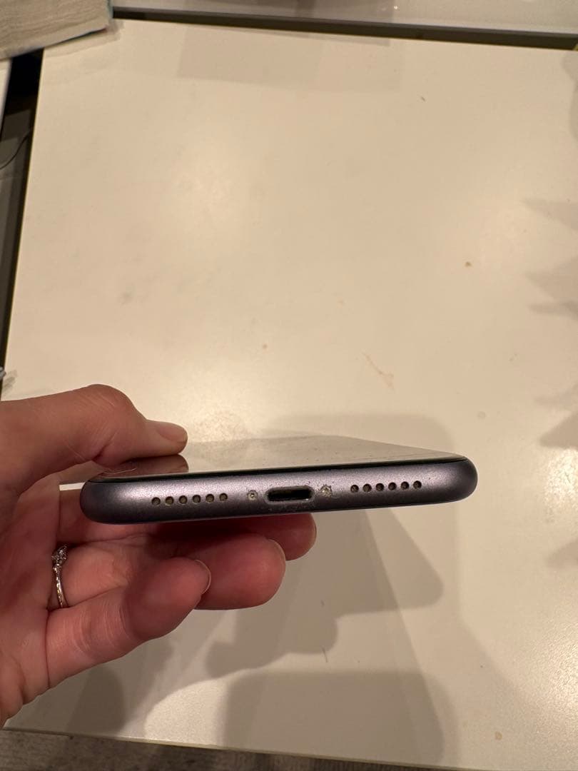 Apple iPhone 11 パープル 6.1インチ 本体