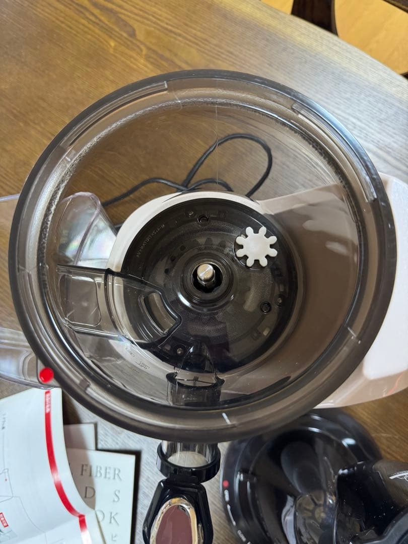 クビンス ホールスロージューサー