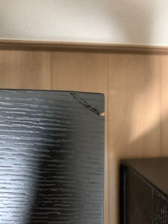 新品木質のコーヒーテーブル