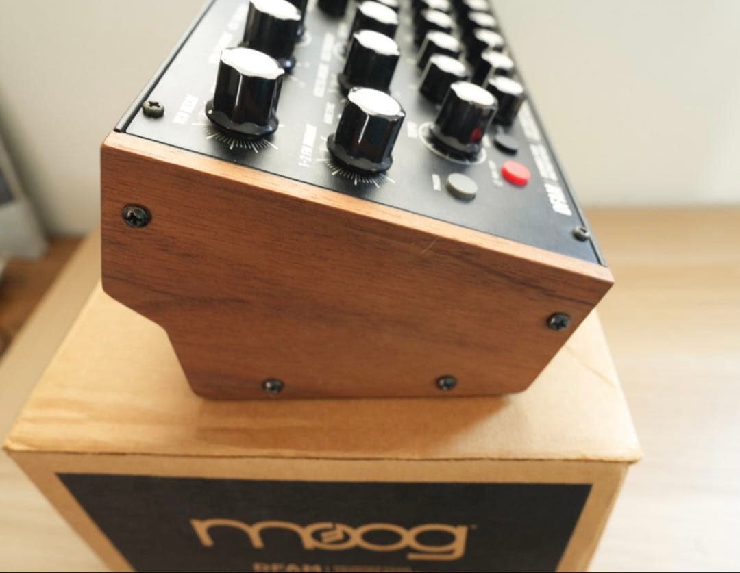 moog DFAM アナログシンセサイザー