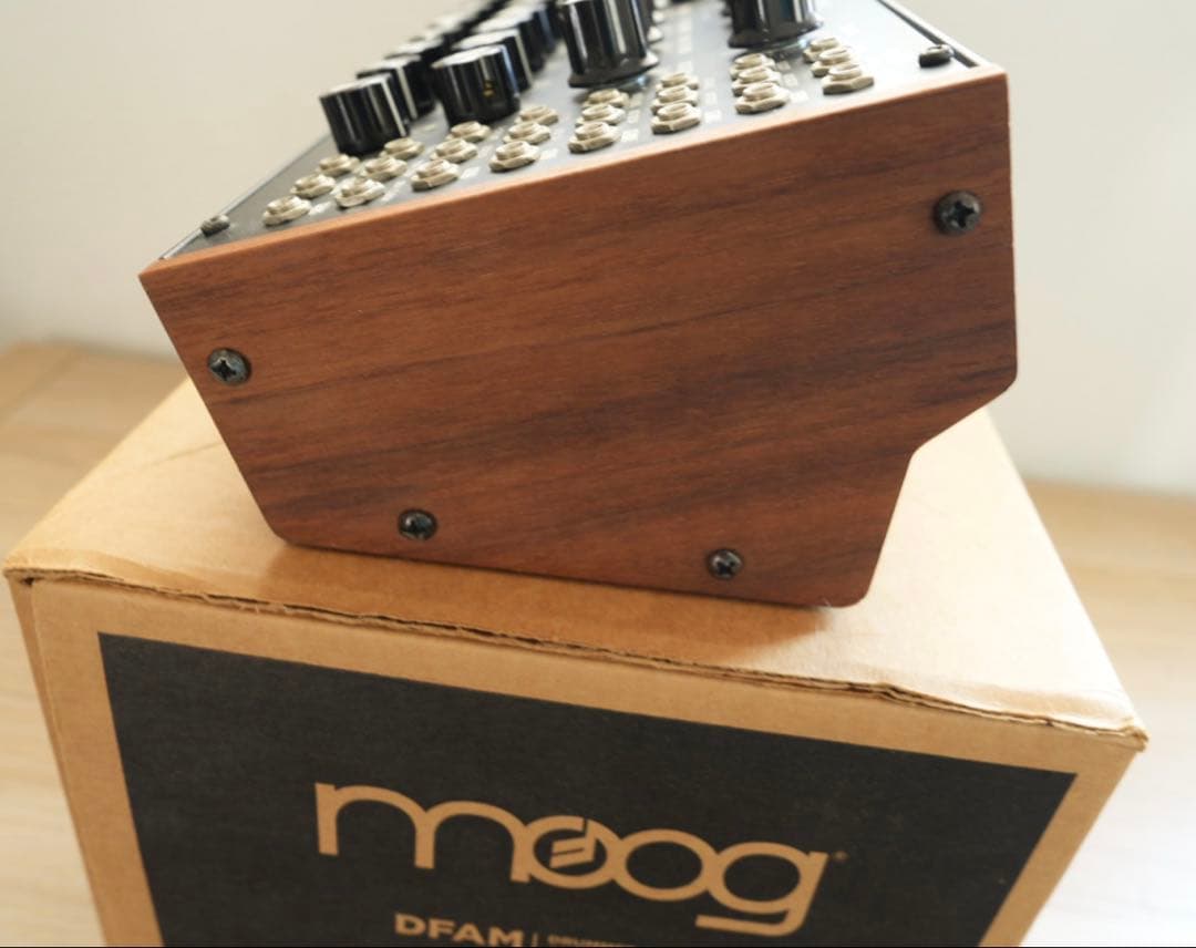 moog DFAM アナログシンセサイザー