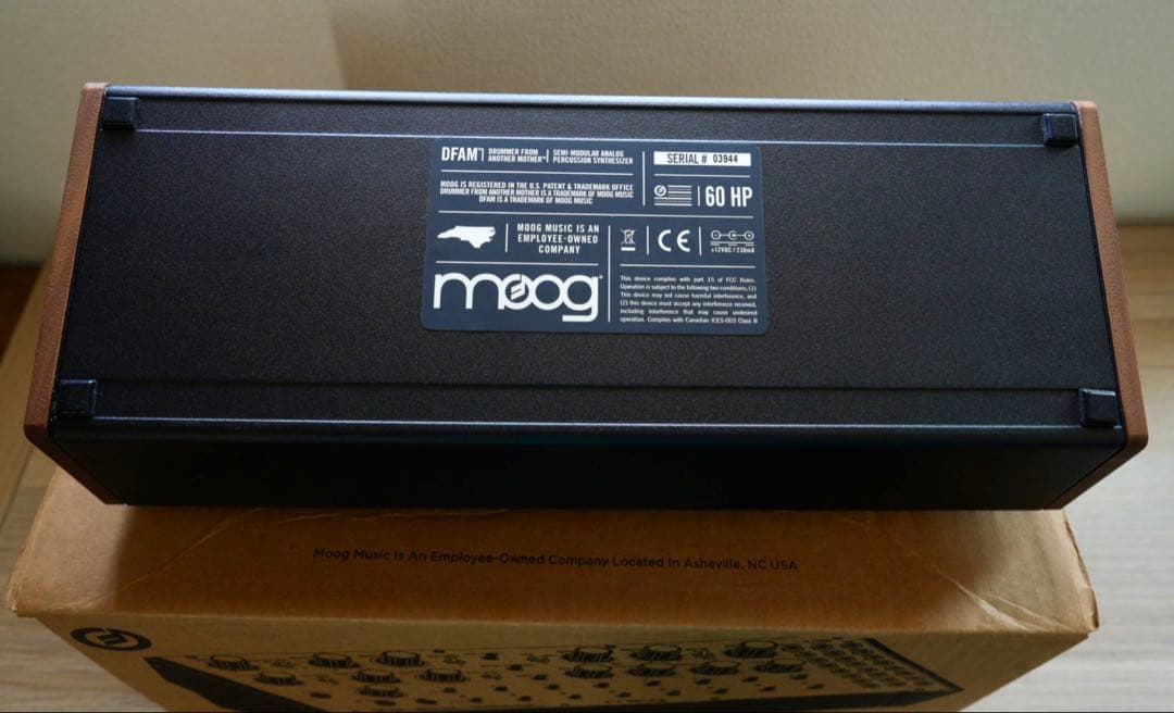 moog DFAM アナログシンセサイザー