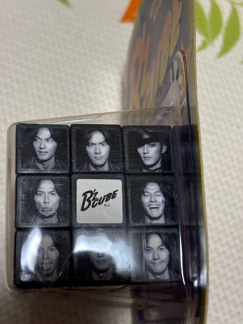 B'z キューブ パズル（非売品）