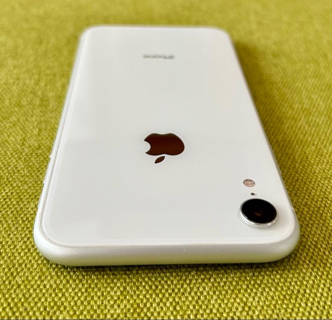 【美品 】iPhone XR 64GB SIMフリー 動作確認済　箱イヤホン付き
