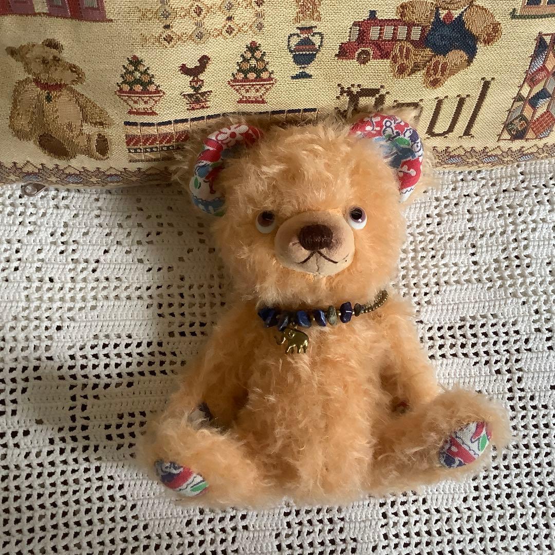 チーベア　ベージュカーリーモヘア　ポンチ目