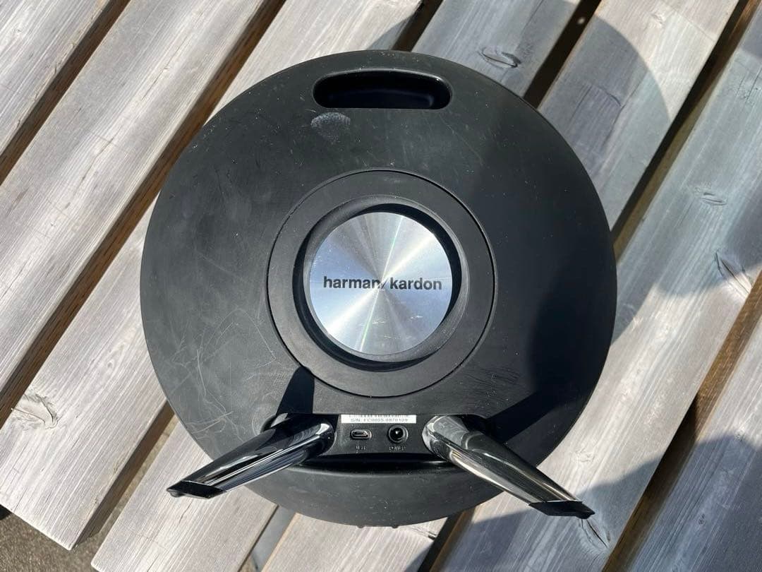 【メープル】harman/kardon スピーカー 黒 円形