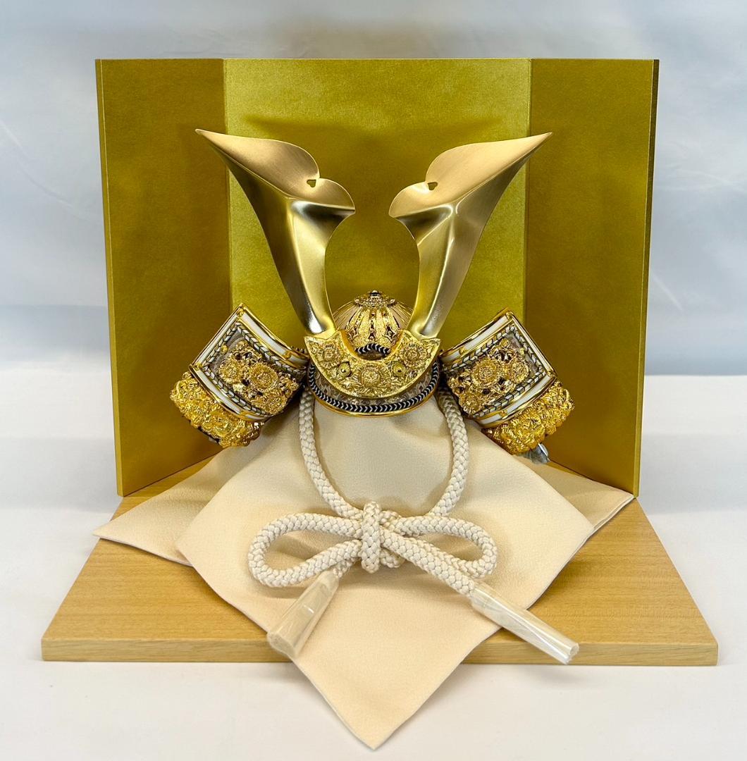 五月人形 兜 S802 金彩ゴールド 屛風 309 飾り台 32 白木 兜セット