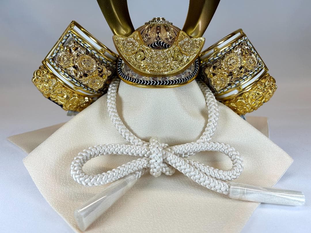 五月人形 兜 S802 金彩ゴールド 屛風 309 飾り台 32 白木 兜セット