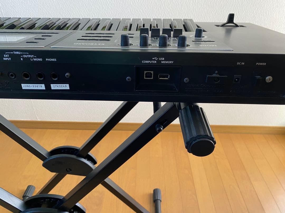 Roland JUNO-DS61B シンセサイザー　限定モデル