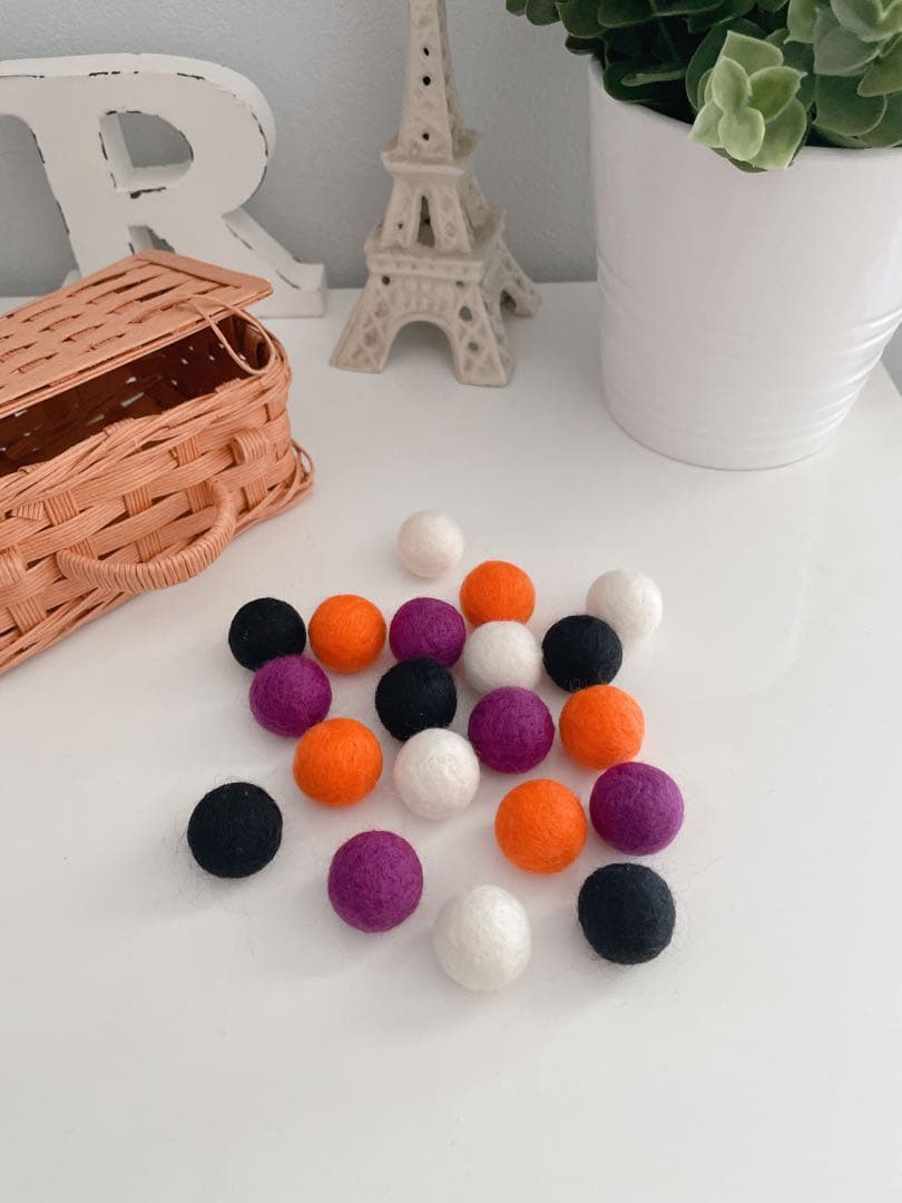 羊毛フェルトボール　オーダー　2.0cm 20個〜