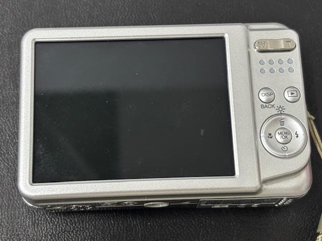 【動作確認済】FUJIFILM FinePix AV100 単3電池駆動
