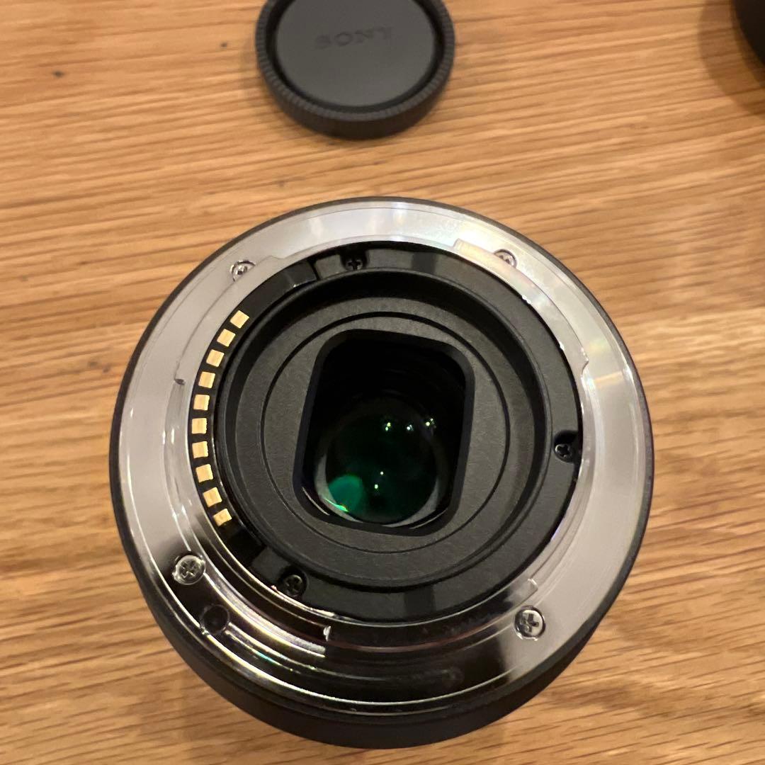 Sony 18-105mm f/4 PZ ズームレンズ