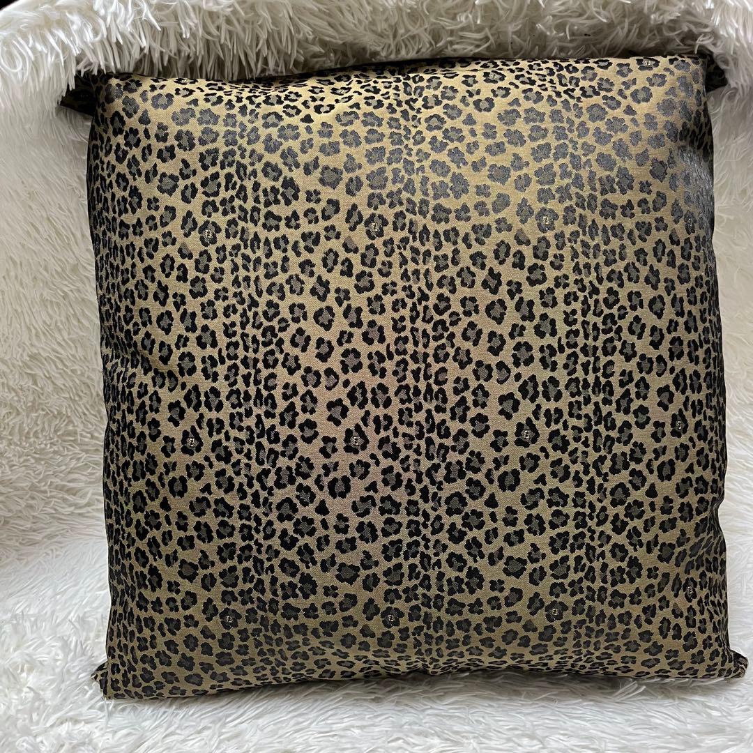 希少！FENDI 大きめ　クッション　三枚セット　ペカン　レオパード　中身付き
