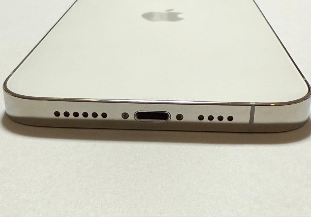 【Meri】★ iPhone 13 pro max 256GB シルバー