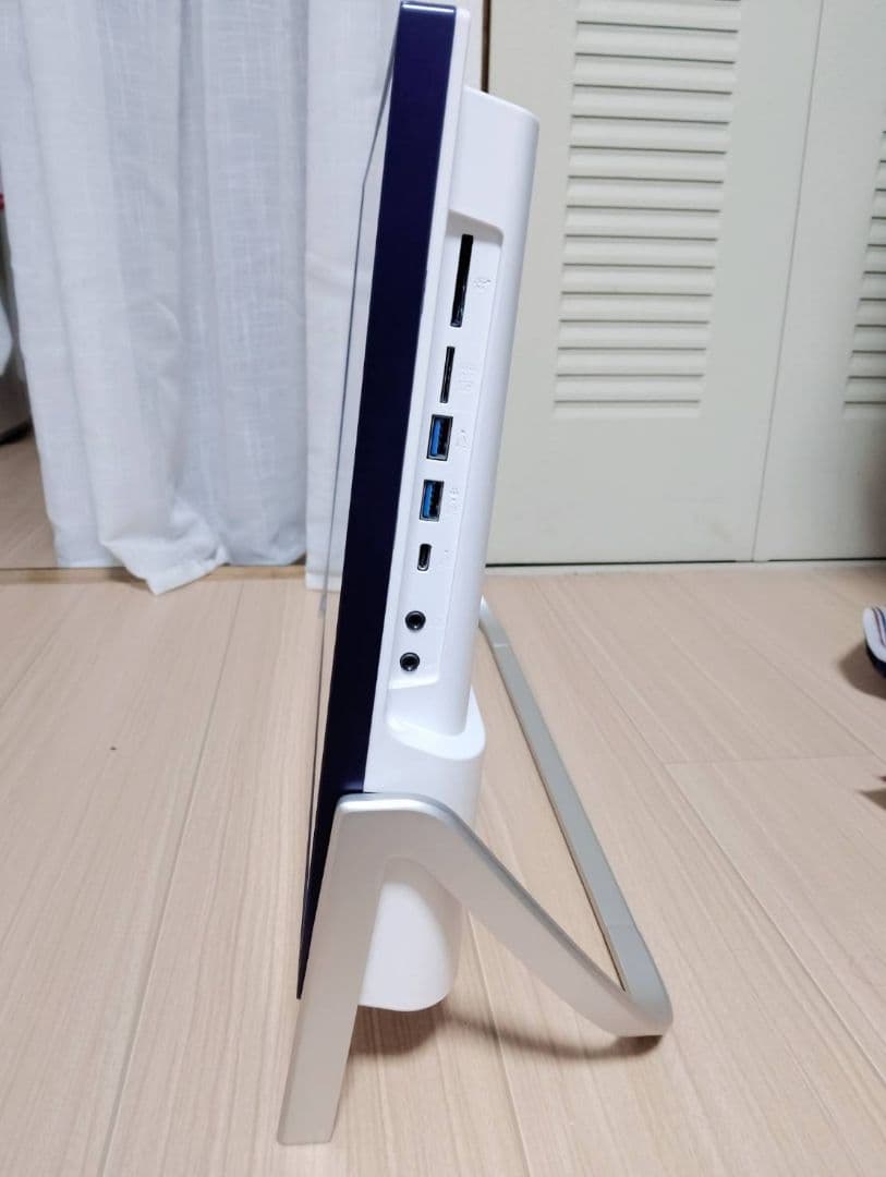 【Office2016搭載】 大画面一体型パソコン　マウスキーボード付き