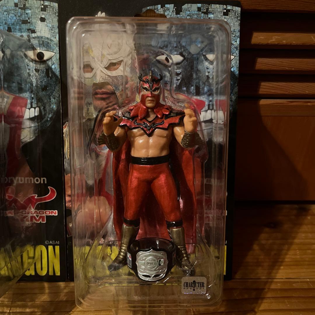 美品！ウルティモ・ドラゴン フィギュア 2体セット