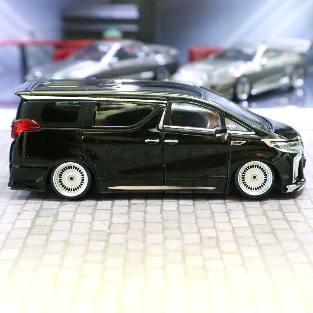 カスタムミニカー 1/64 HJ アルファード 30後期 車高短ツライチ トヨタ