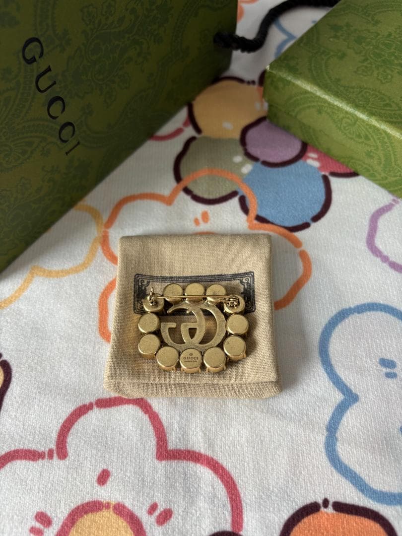 断捨離 GUCCI グッチ メタル ダブルG ブローチ