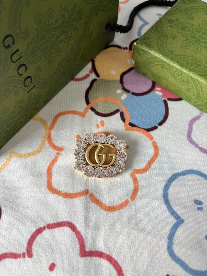 断捨離 GUCCI グッチ メタル ダブルG ブローチ