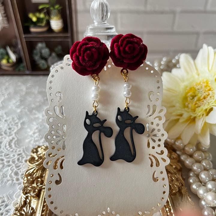 ☆❤️ 猫　黒ねこ　薔薇　パール　ピアス　ハンドメイド