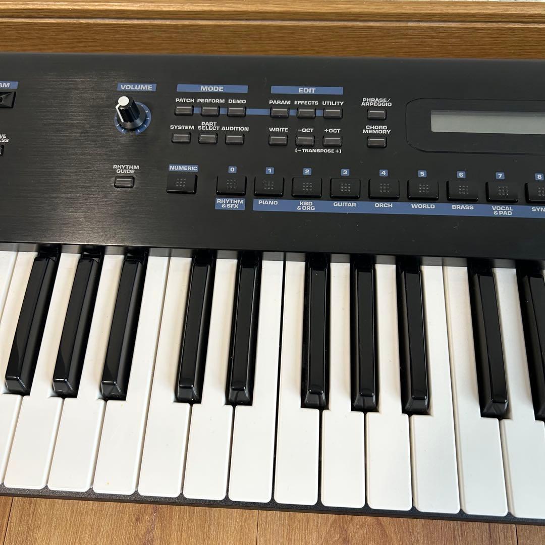 未チェック Roland JUNO-D シンセサイザー 本体