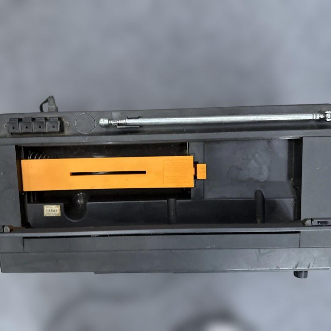 u*i様 Sony ICF-6700 通電濟動作未確認