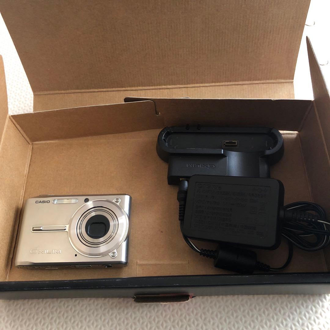 d*7様 CASIO EXILIM EX-S600 デジカメ コンデジ