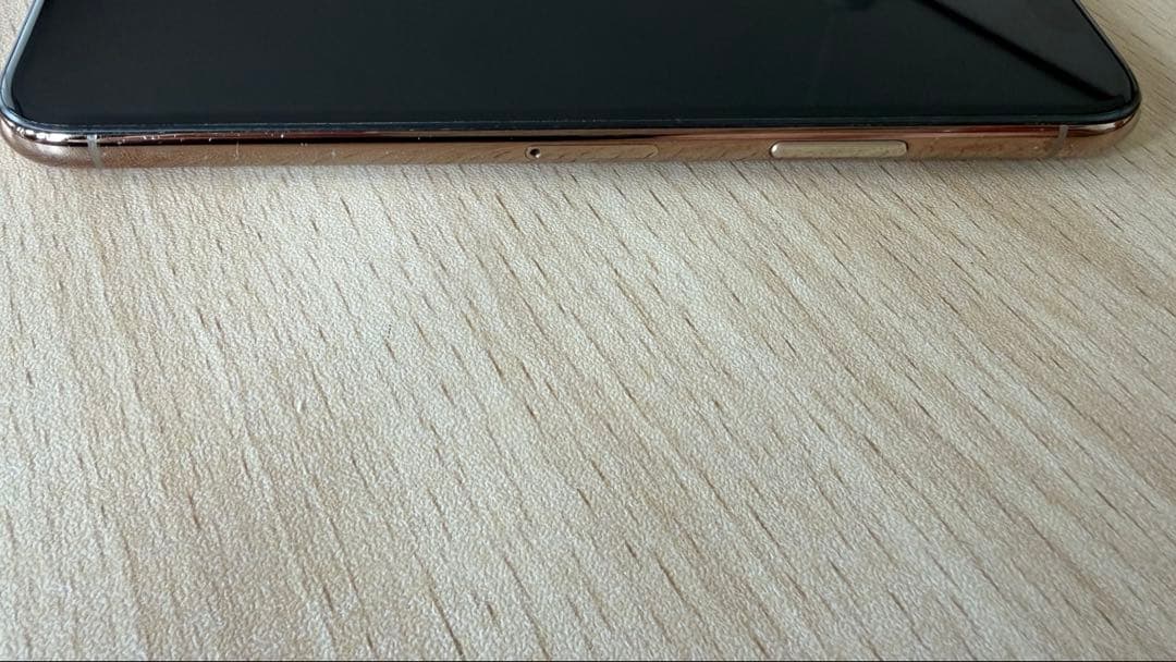 iPhone XS ゴールド 256G SIMフリー