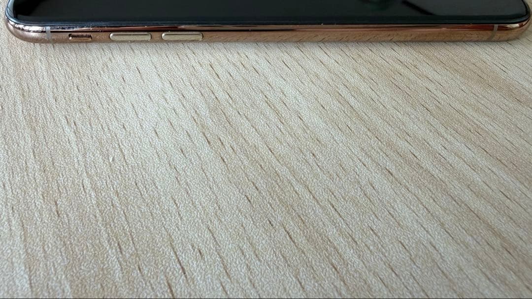 iPhone XS ゴールド 256G SIMフリー