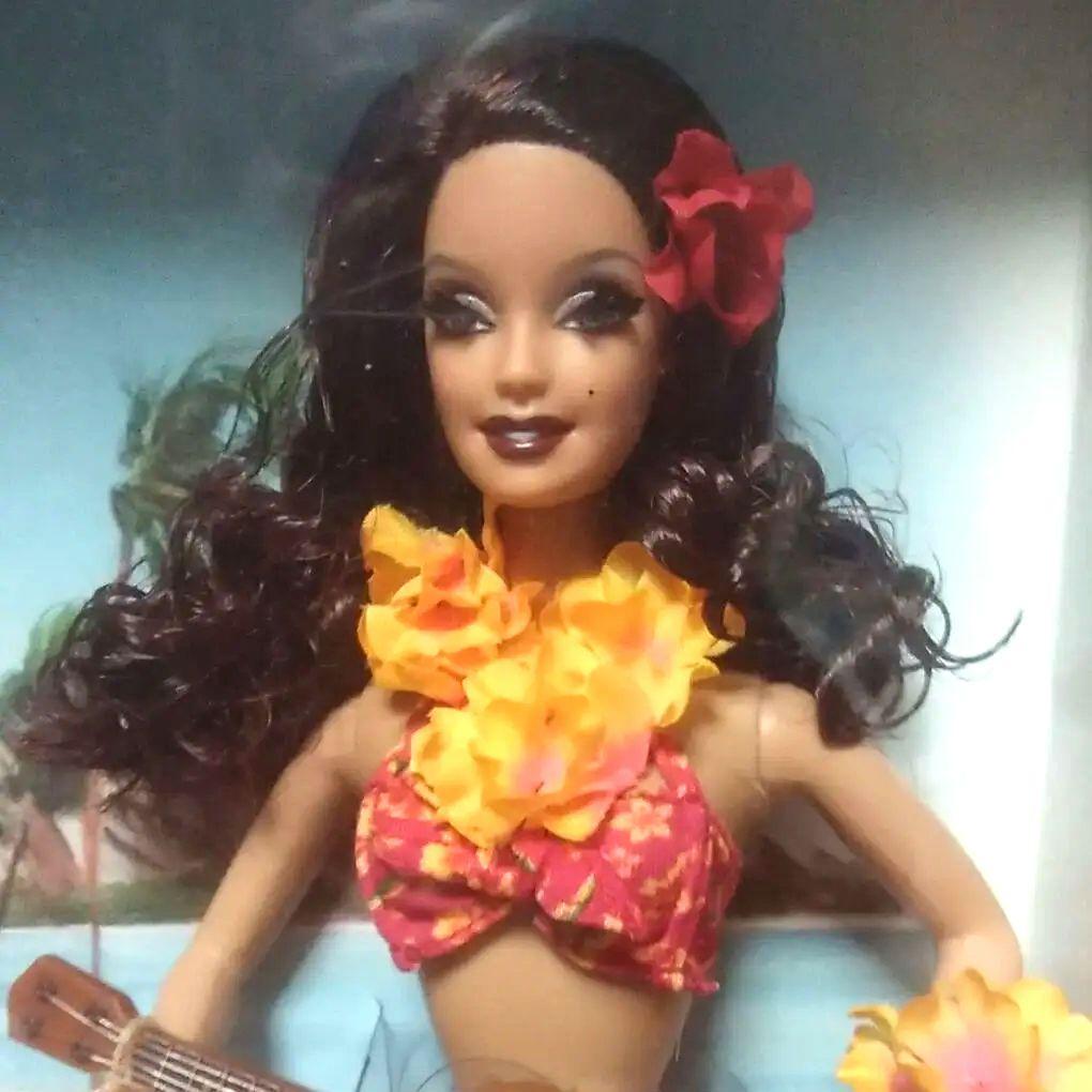 プロフ必読❤大変珍しいバービードール 夏気分満載